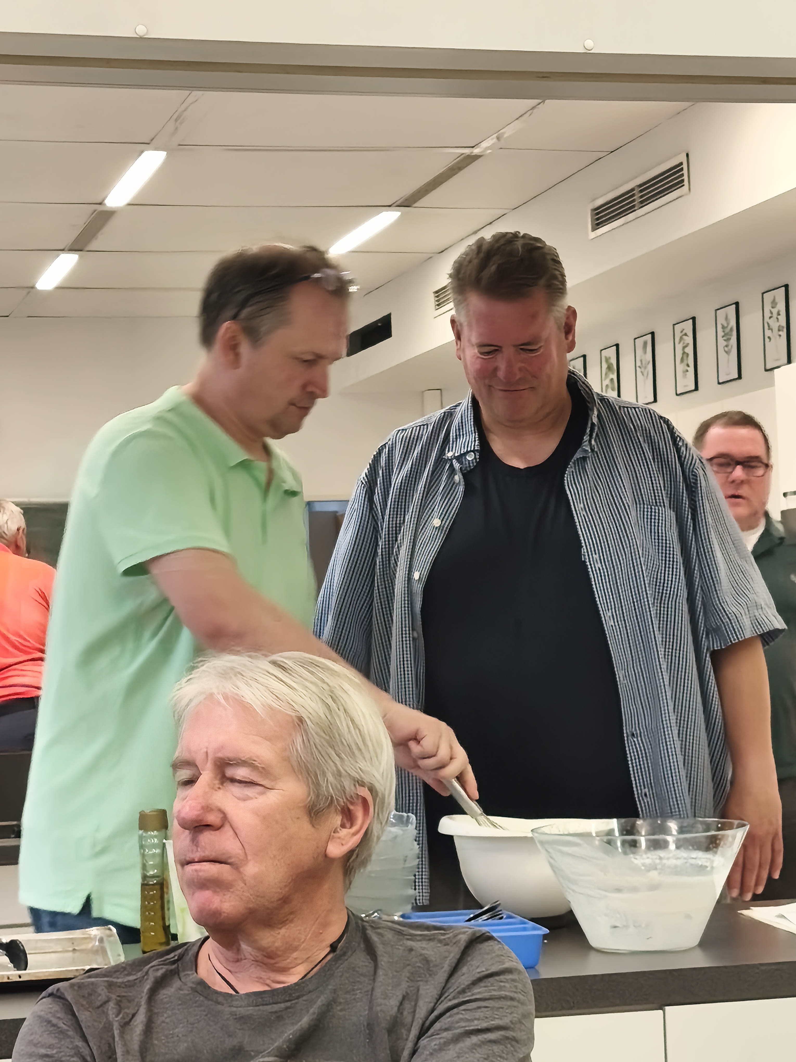 Cord and Friends, mehr Erklärung braucht das Bild nicht